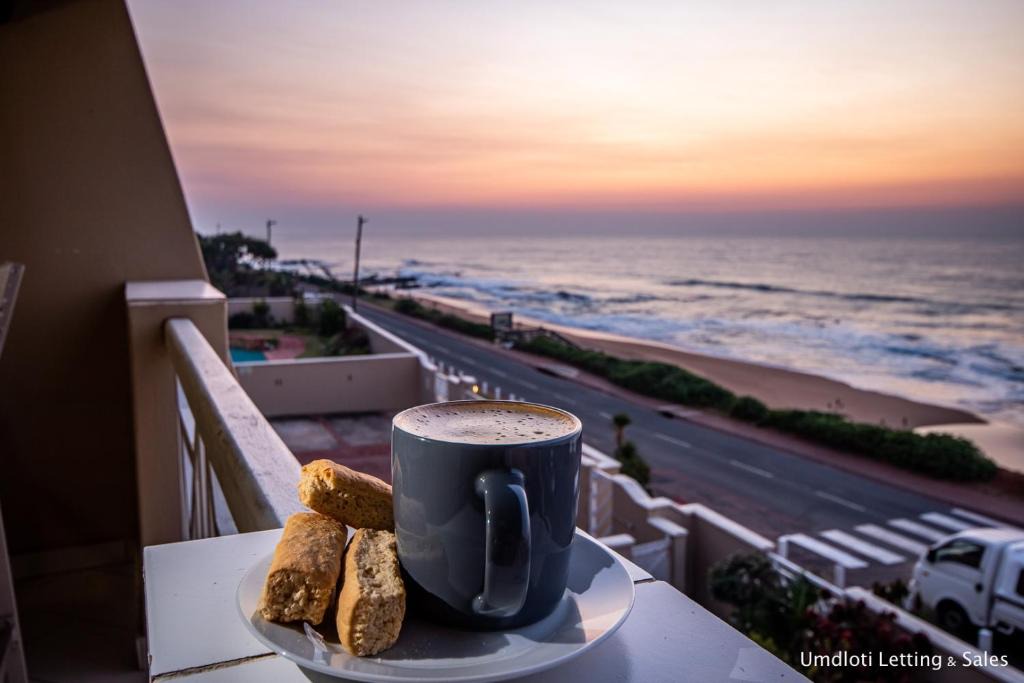 Selection Beach Apartment | Waterfront Luxury