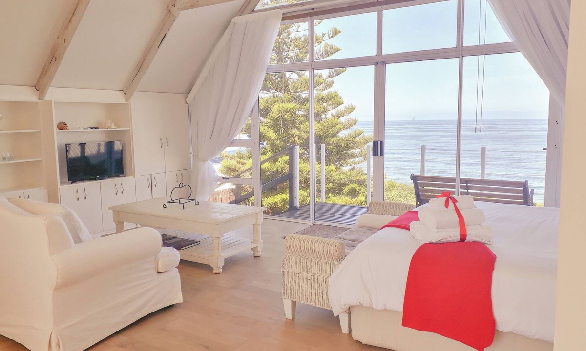 Wilderness Beach House | Whales Way Ocean Retreat
