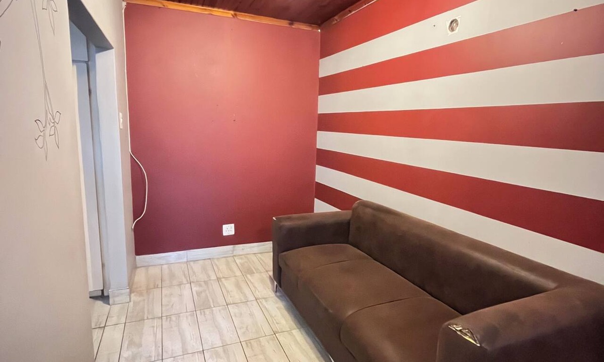 Cape Town Apartment | Accessible 1-Bedroom Apartment in Cape Town with Jacuzzi