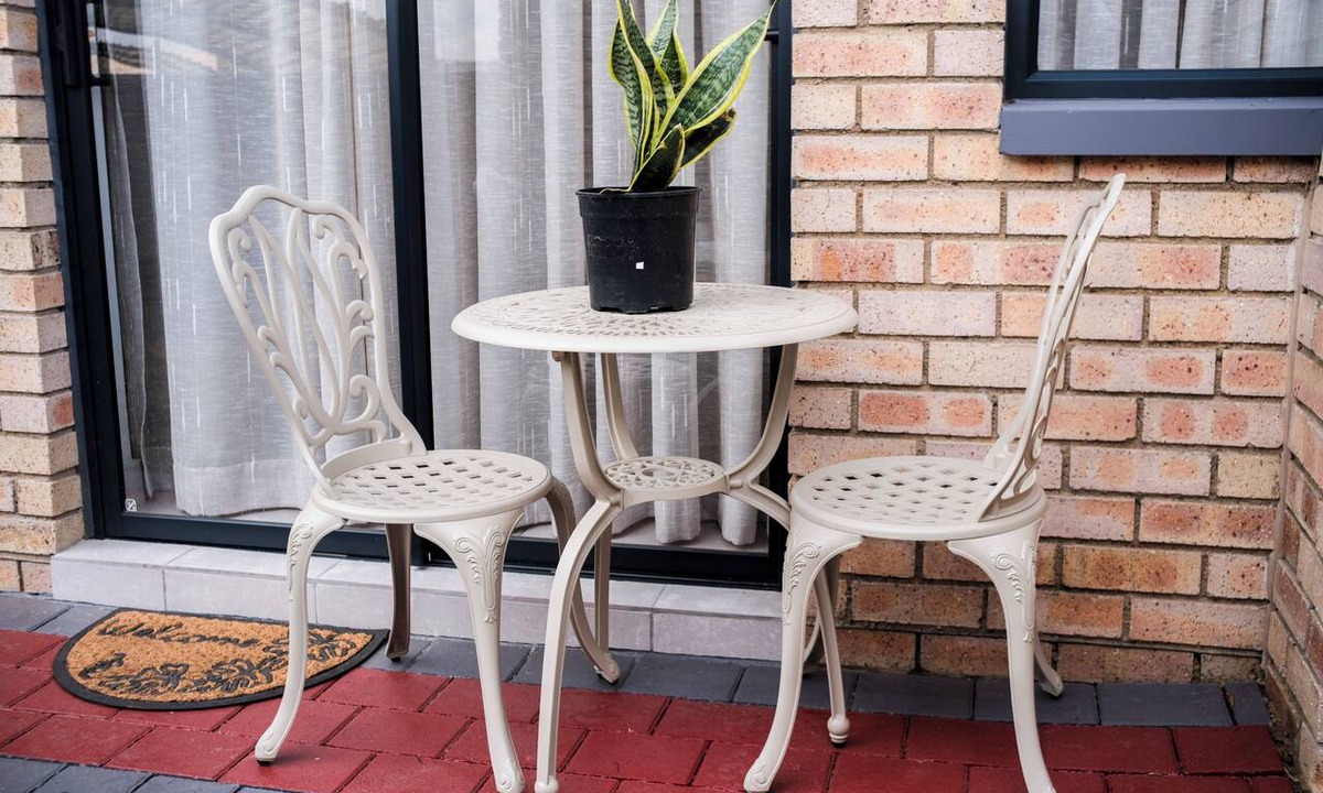 Centurion Apartment | Cozy 1-Bedroom Apartment in Secure Estate, Tshwane