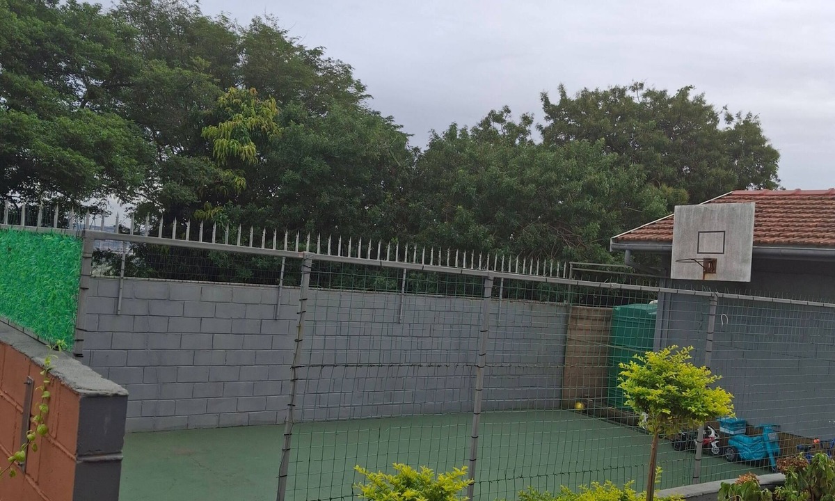 Bluff Villa | Charming Retreat with Shared Pool in eThekwini Municipality