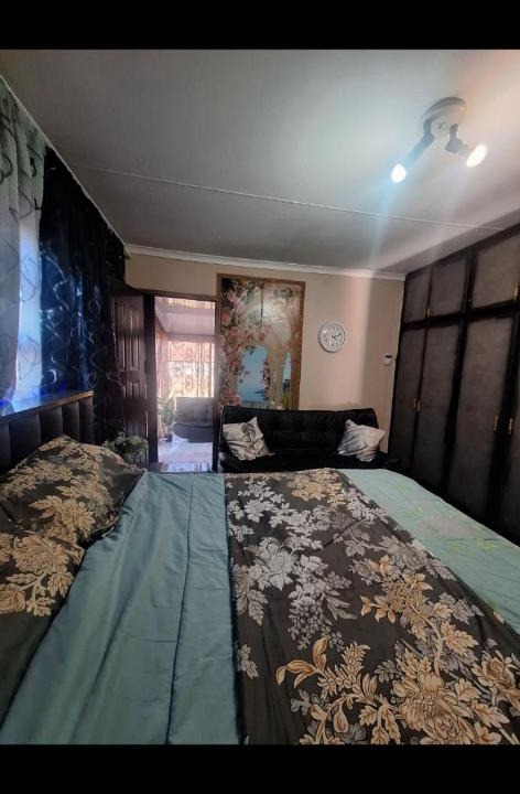 Evander Apartment | Zee's apartment