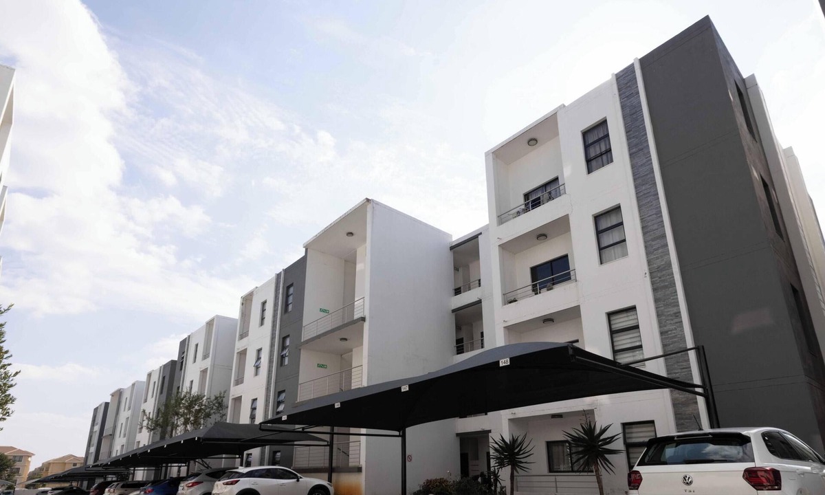 Greater Johannesburg Metropolitan Area Apartment | Zoe Lodge.