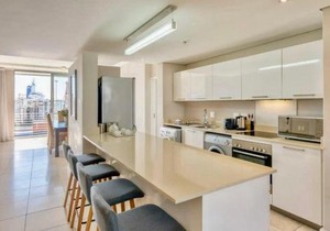 2BR Family Apartment near Waterfront