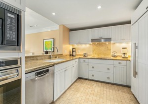 FALL REDUCED! Villa 315 Ocean views every bedroom! in Kahuku