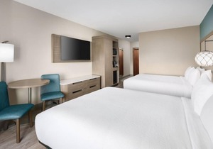 Looking for the Best Location for Next Getaway? Amazing Room w/FREE Breakfast in Marathon