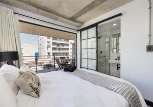 Manhattan On Coral Apartments in Bloubergstrand