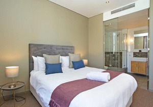 Spacious 3 Bedroom Family Apartment In Cape Town
