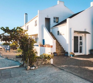 Baywatch Paternoster The Cottage 