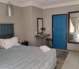 Constantia Manor 