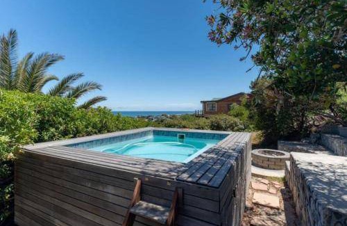 Cape Peninsula House | 564 m² House ∙ 4 bedrooms ∙ 8 guests