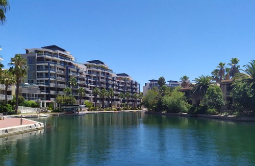Victoria and Alfred Waterfront Apartment | Two Bedroom Apartment - fully furnished and equipped