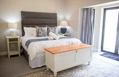 Nottingham Road Apartment | 1 Annies Place Rawdons Country Estate