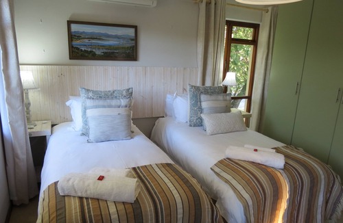 Grahamstown Hotel | 1 on Ross