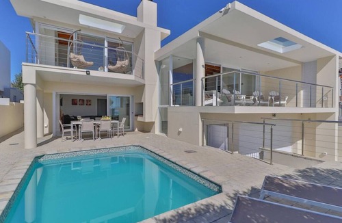 De Kelders Apartment | 111 Memories | Coastal Calm & Contemporary Comfort in De Kelders
