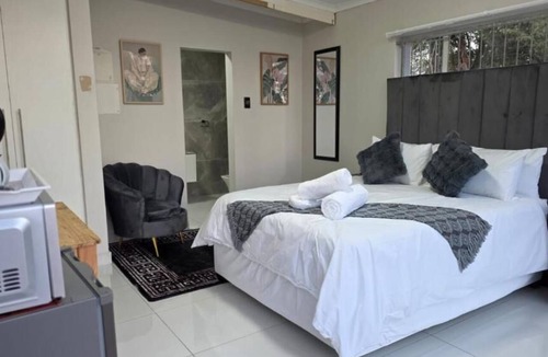 Beacon Bay House | 12 on Bird