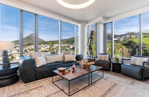 Bo'Kaap Apartment | 1509 on Strand - Luxury apt in Cape Town CBD