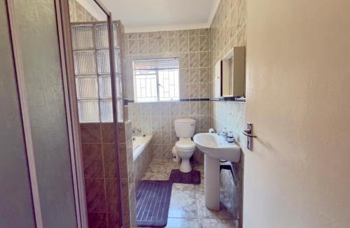 Pixley ka Seme House | 16 On Snoopy