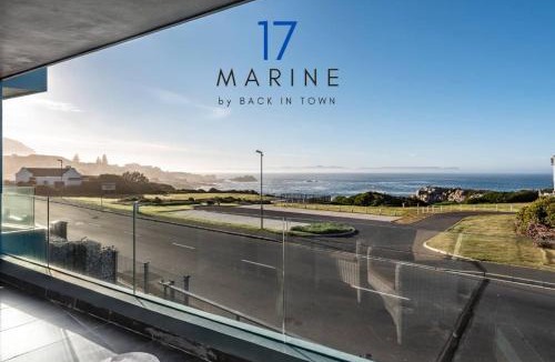 Westcliff Apartment | 17 Marine - 2 Bedroom - Sea View - Apt 101a