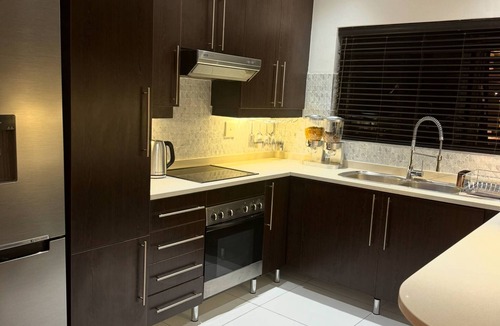 Greater Johannesburg Metropolitan Area Apartment | 2 Bedroom Apartment Near Monte Casino