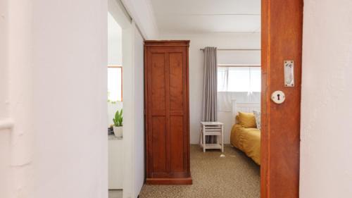 L'Agulhas House | 206 On Main
