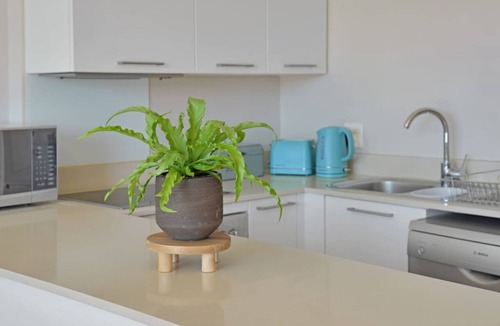 Victoria and Alfred Waterfront Apartment | 209 Canal Quays in Cape Town