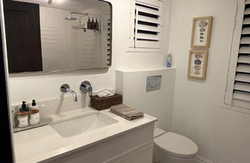 Hillcrest Apartment | 22 Emoyeni Drive
