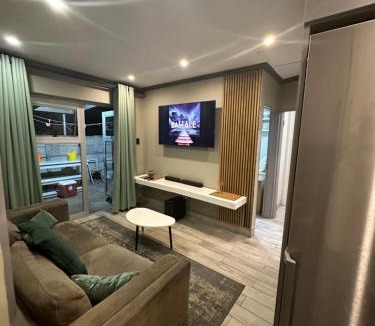 Trawal House | 29 on Windsor-2 Bedroom House