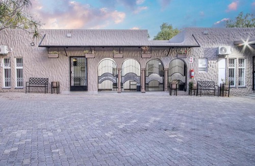 Newcastle House | 32 on Beardall
