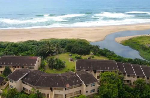 Warner Beach Apartment | 35 Ocean Breeze Winkelspruit