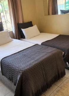 Glenwood House | 39 acacia lodge