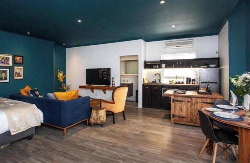 Strand Apartment | 4 Executive self catering Apartments, two with private hot tubs.