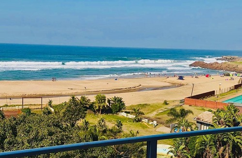 Margate Beach Apartment | 405 Colonial Sands Family Holiday