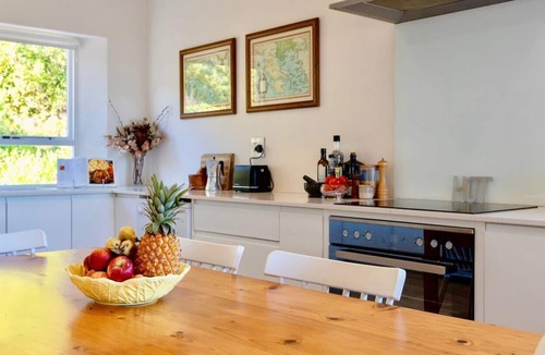 Hout Bay Villa | 5* Sundrenched Villa with Amazing views & pool in Exclusive Secure Estate