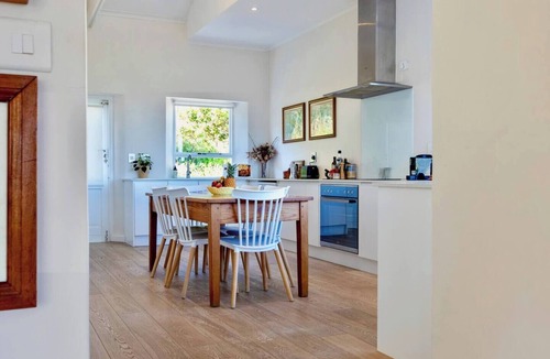 Hout Bay Villa | 5* Sundrenched Villa with Amazing views & pool in Exclusive Secure Estate
