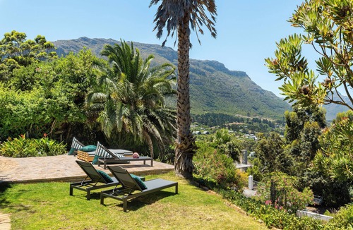 Hout Bay Villa | 5BD Villa with Mountain Views, Pool and Braai