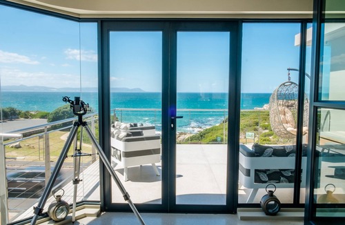 Westcliff House | 7 on Marine