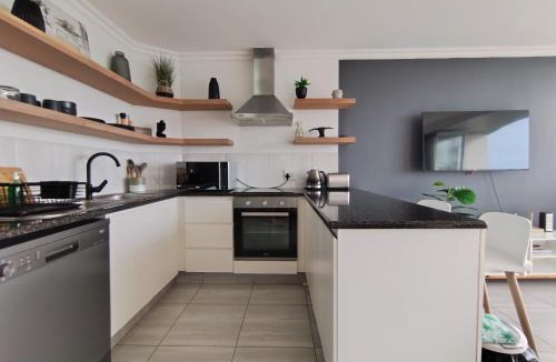 Shaka's Rock Apartment | 89 Chaka's Cove Ballito Sea Views Pool