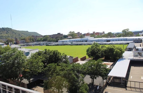 Bloemfontein Apartment | A Penthouse Room in Downtown Bloemfontein