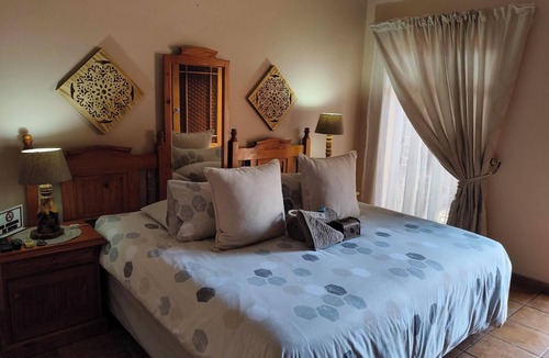 Kathu House | Acacia Guesthouse