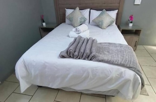 Welkom House | Acama Guest House 455 Long rd, Welkom, Free State