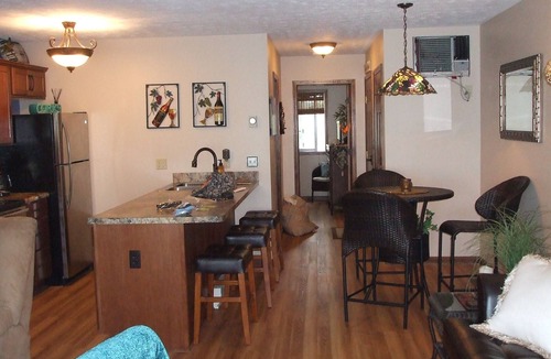 Port Clinton Condo | ACCEPTING WINTER RENTERS. BEAUTIFUL WATERFRONT CONDO ON THE SHORES OF LAKE ERIE