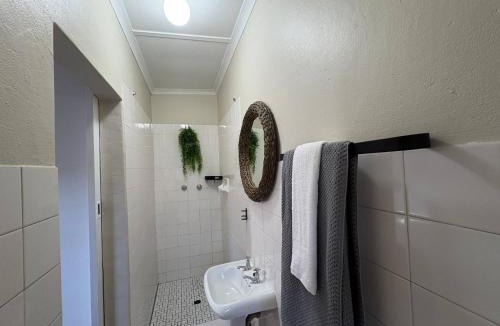 Paarl Apartment | Accommodation at Klein Street-Blue