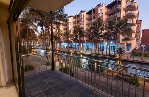 Durban Point Apartment | Accommodation Front - Homely 6 Sleeper with Canal Views near the Beach