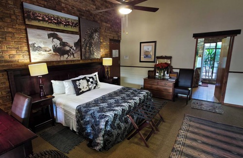 Zwartkop House | Africa House Accommodation