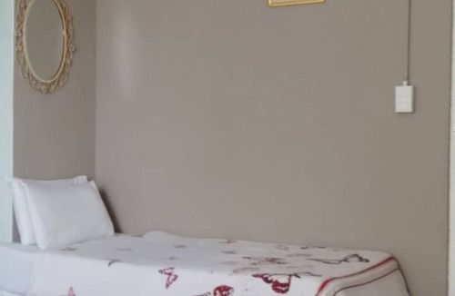 Pietermaritzburg House | Alexandra Bed & Breakfast Room 4
