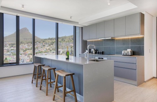 Bo'Kaap Apartment | Always-Power De Waterkant City Sanctuary