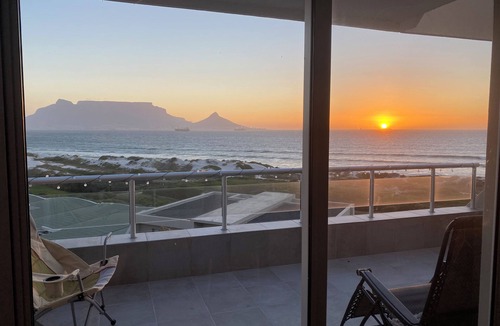 Bloubergstrand Apartment | Amazing View Penthouse with Heating