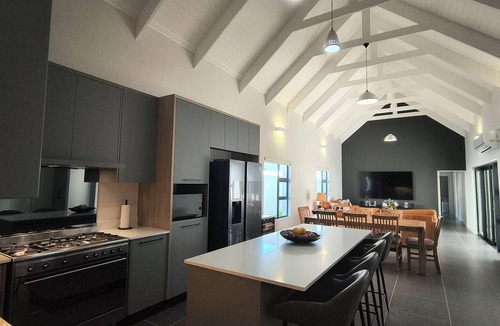 Trawal House | Anka's House in high security eco estate, Somerset West, Close to the winelands.
