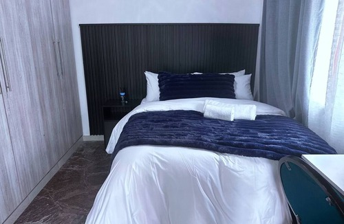 Greater Johannesburg Metropolitan Area Apartment | Apartment 2 - Charming Private Apartment in Roodepoort with Garden & Pool